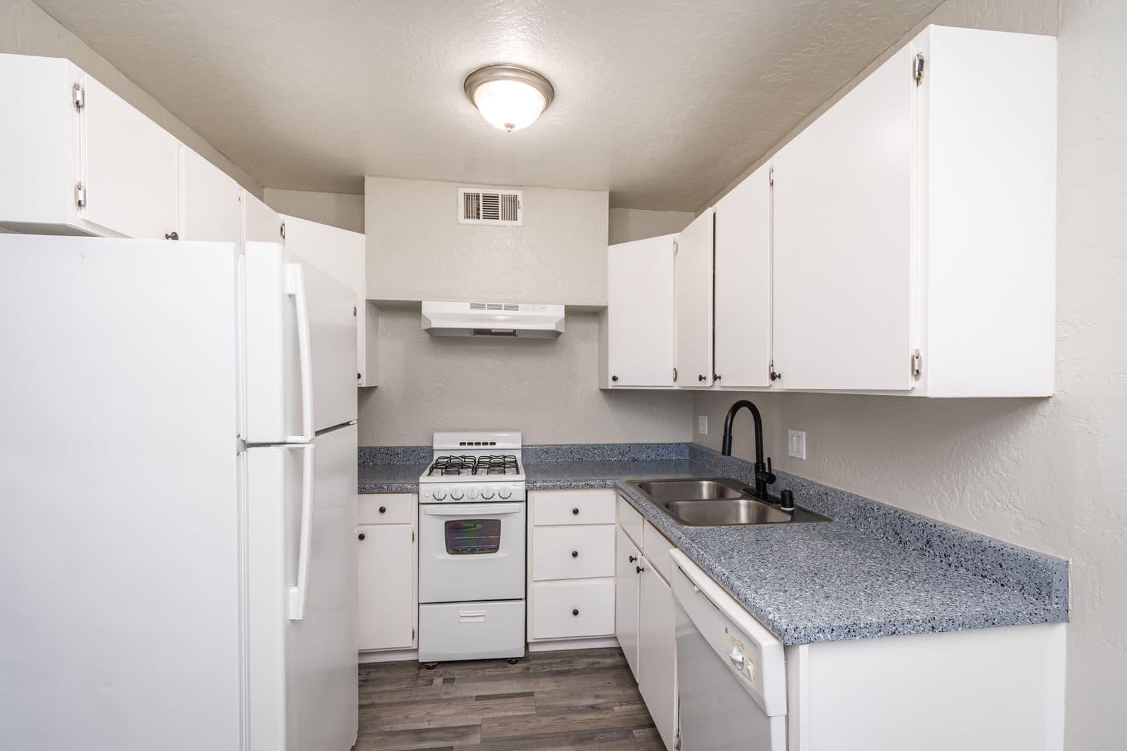 Carmichael Apartment: 5801 Winding Way