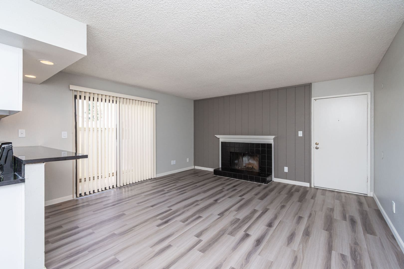 Citrus Heights Apartment: 7969 Pebble Beach Dr