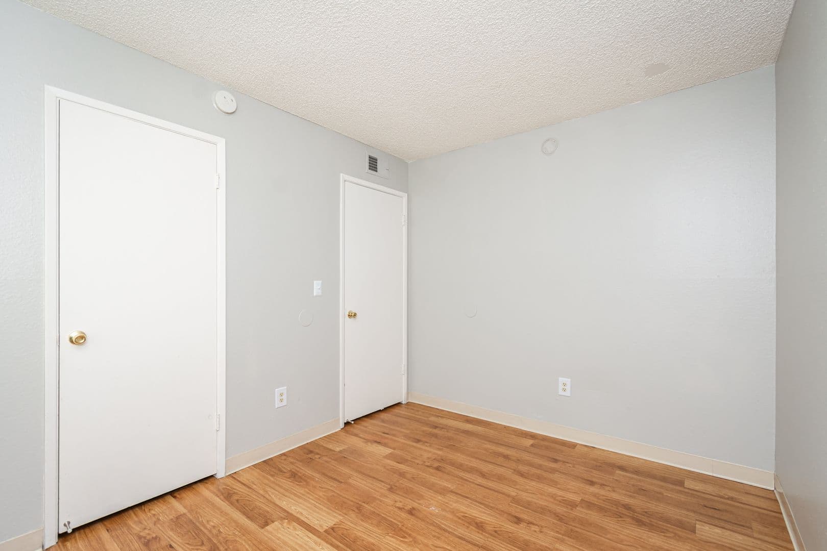 Rancho Cordova Apartment: 2850 La Loma Drive