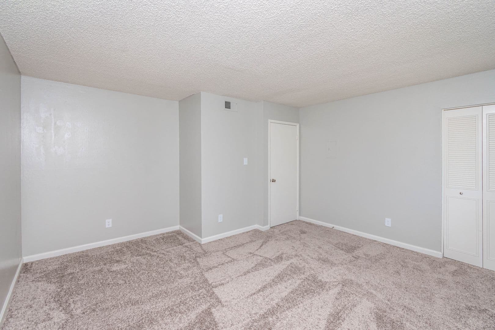 Sacramento Apartment: 4349 Marconi Ave