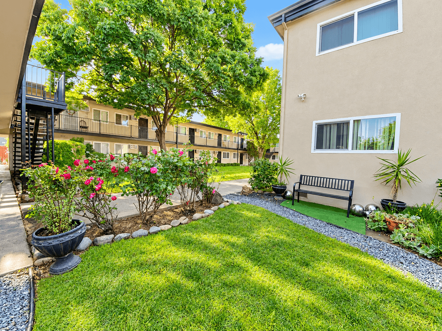 Sacramento Apartment: 2512 Edison Ave