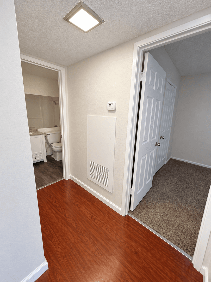 Sacramento Apartment: 3859 Annadale Ln