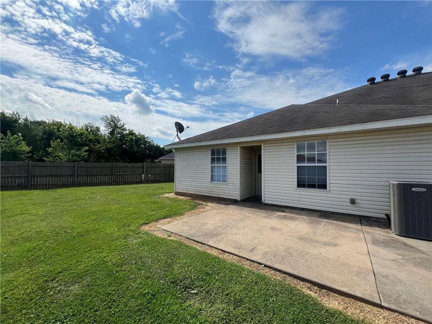 Springdale Apartment: 1186 Dove Loop
