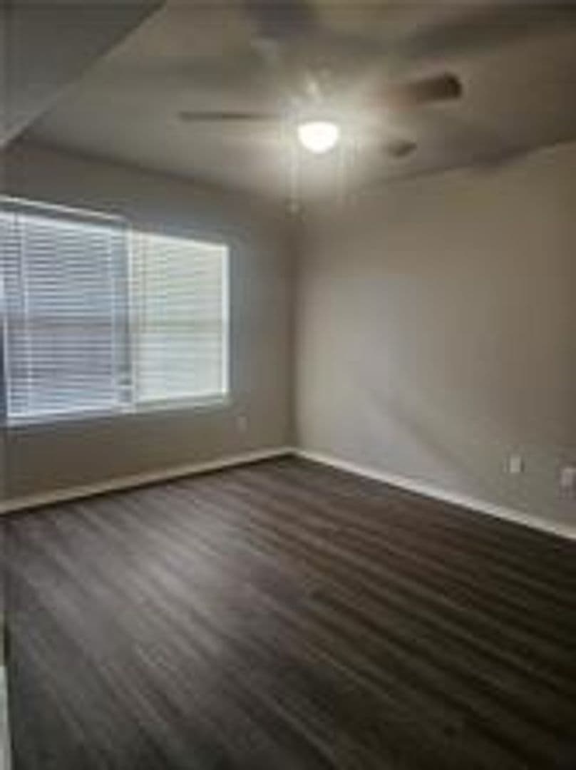 Rogers Apartment: 800 E Post Rd