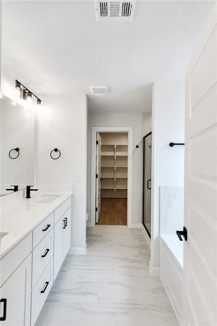 Springdale House: 3876 Repose Street
