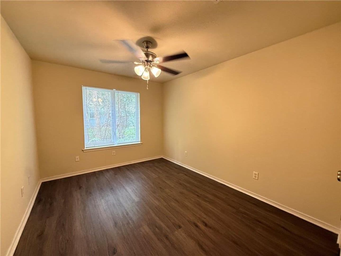 Fayetteville Apartment: Piedmont Pl