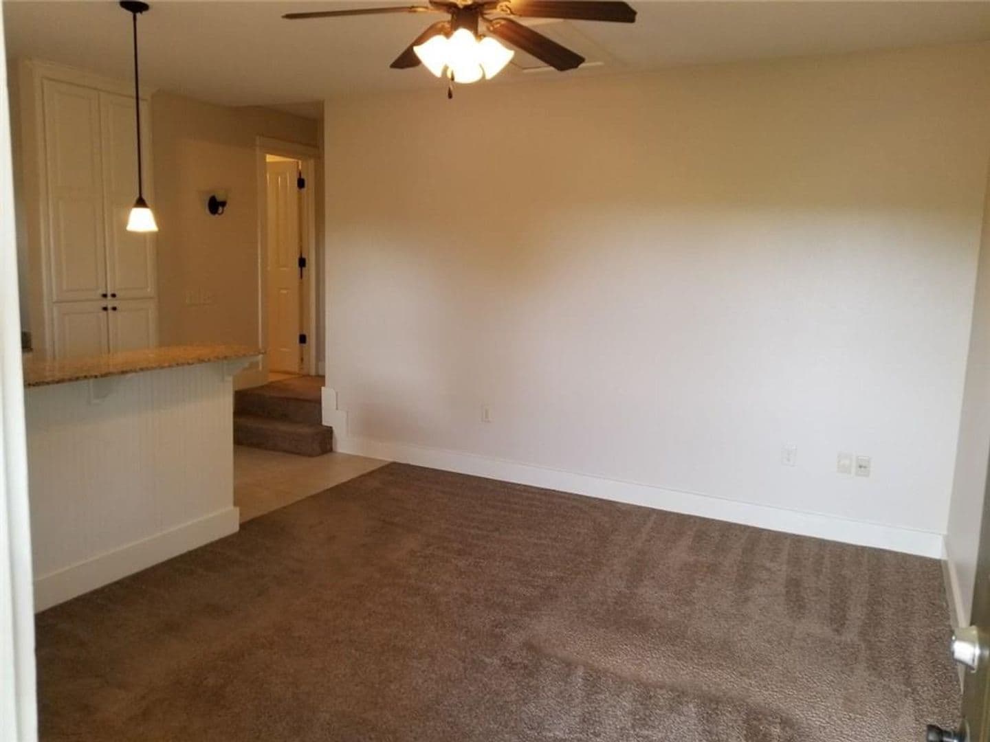 Fayetteville Apartment: Barnsbury