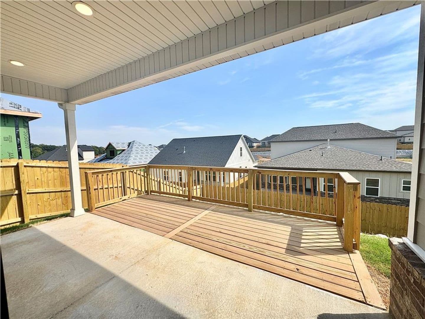Bentonville House: 5909 SW Messenger Ave