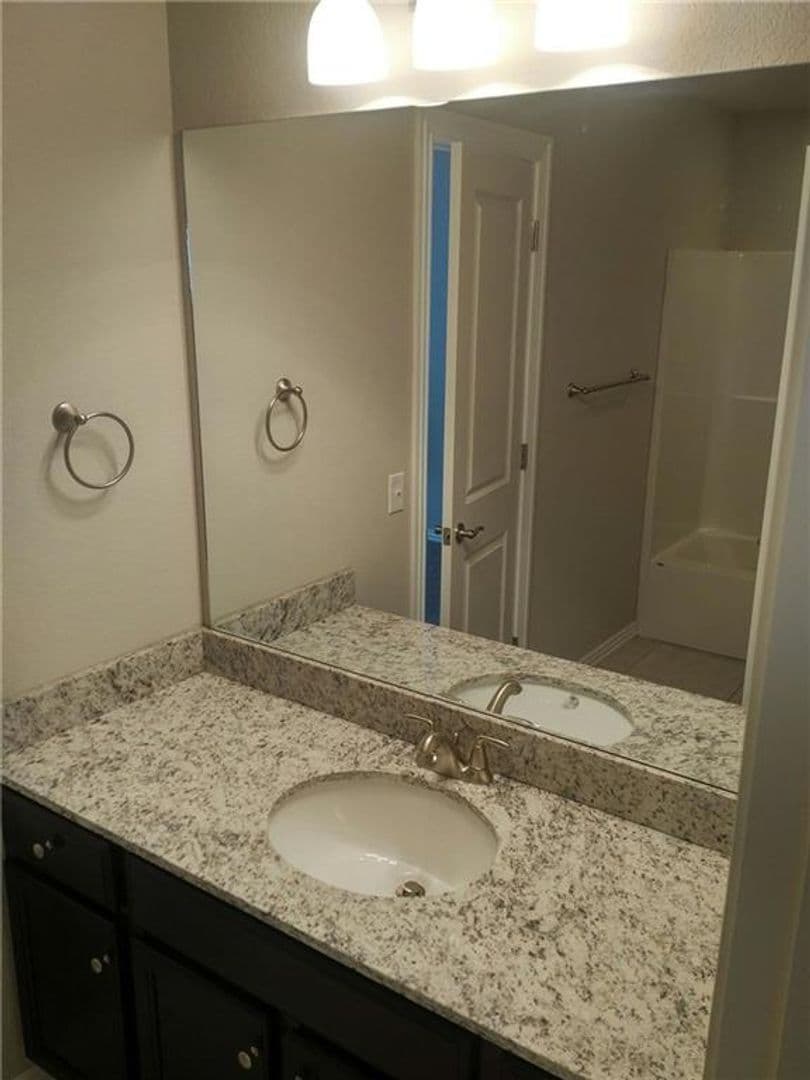 Rogers Apartment: 2725 - 2731 Kilimanjaro
