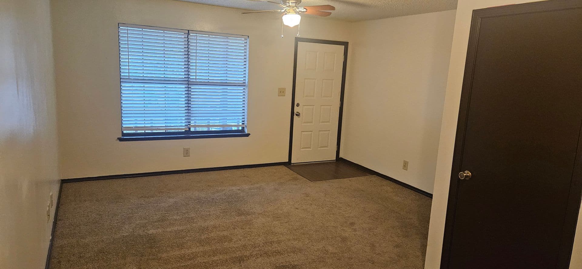 Fayetteville Apartment: 628 N Whitham