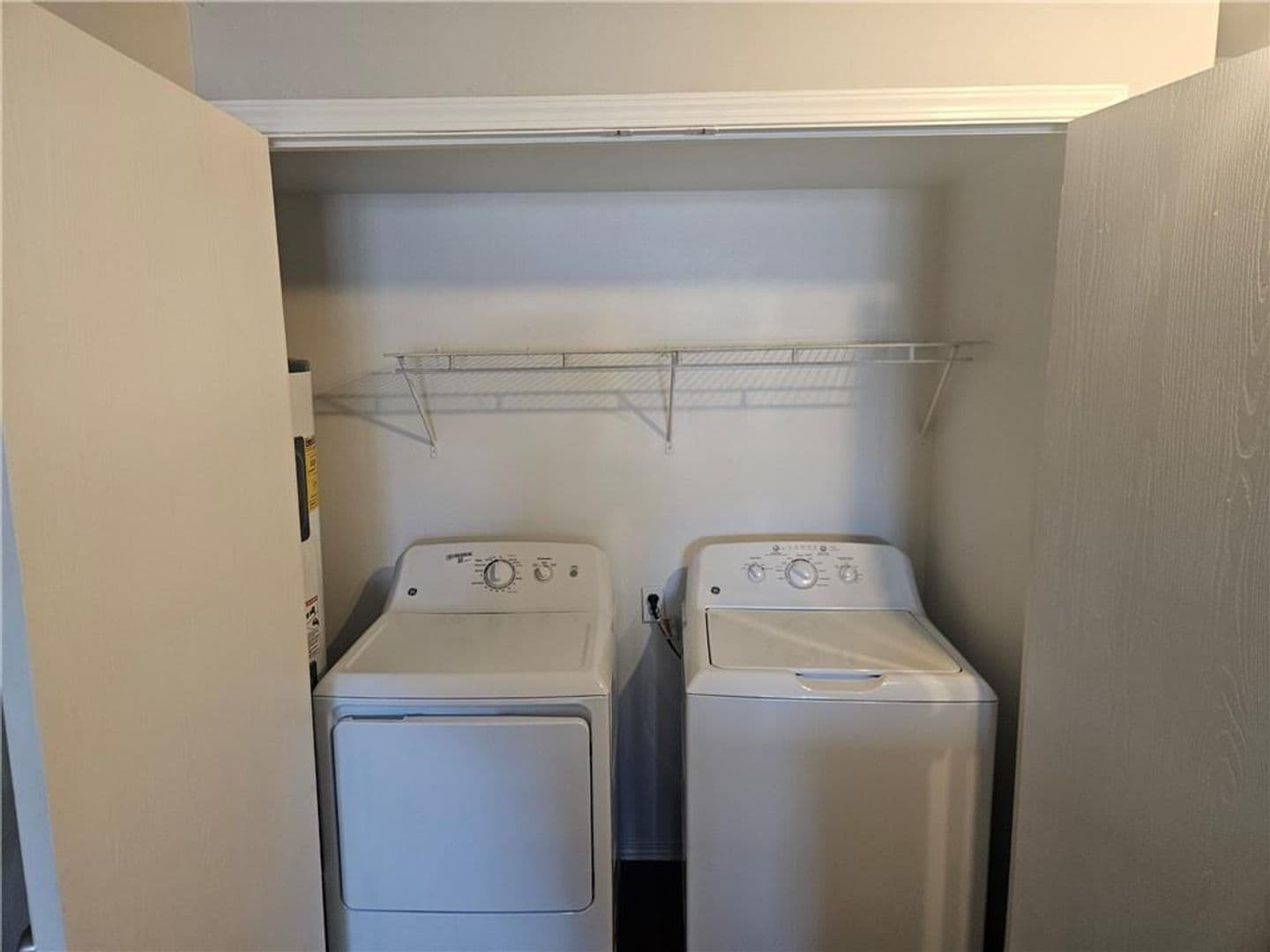 Rogers Apartment: 800 E Post Rd
