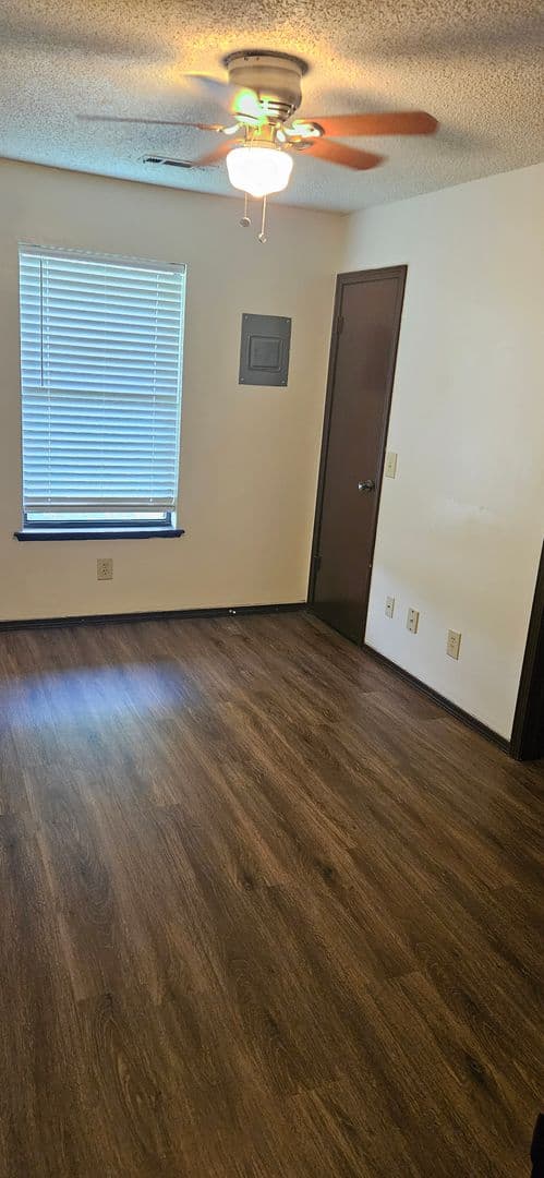 Fayetteville Apartment: 628 N Whitham