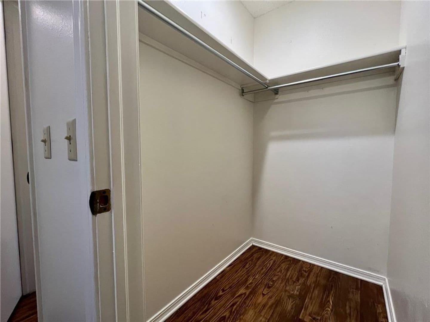 Springdale Apartment: Moore Apartements and Duplexes