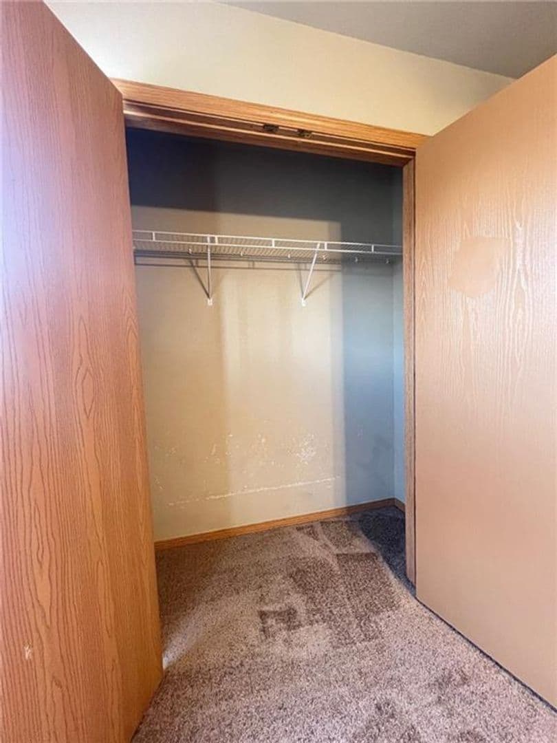 Springdale Apartment: 1186 Dove Loop