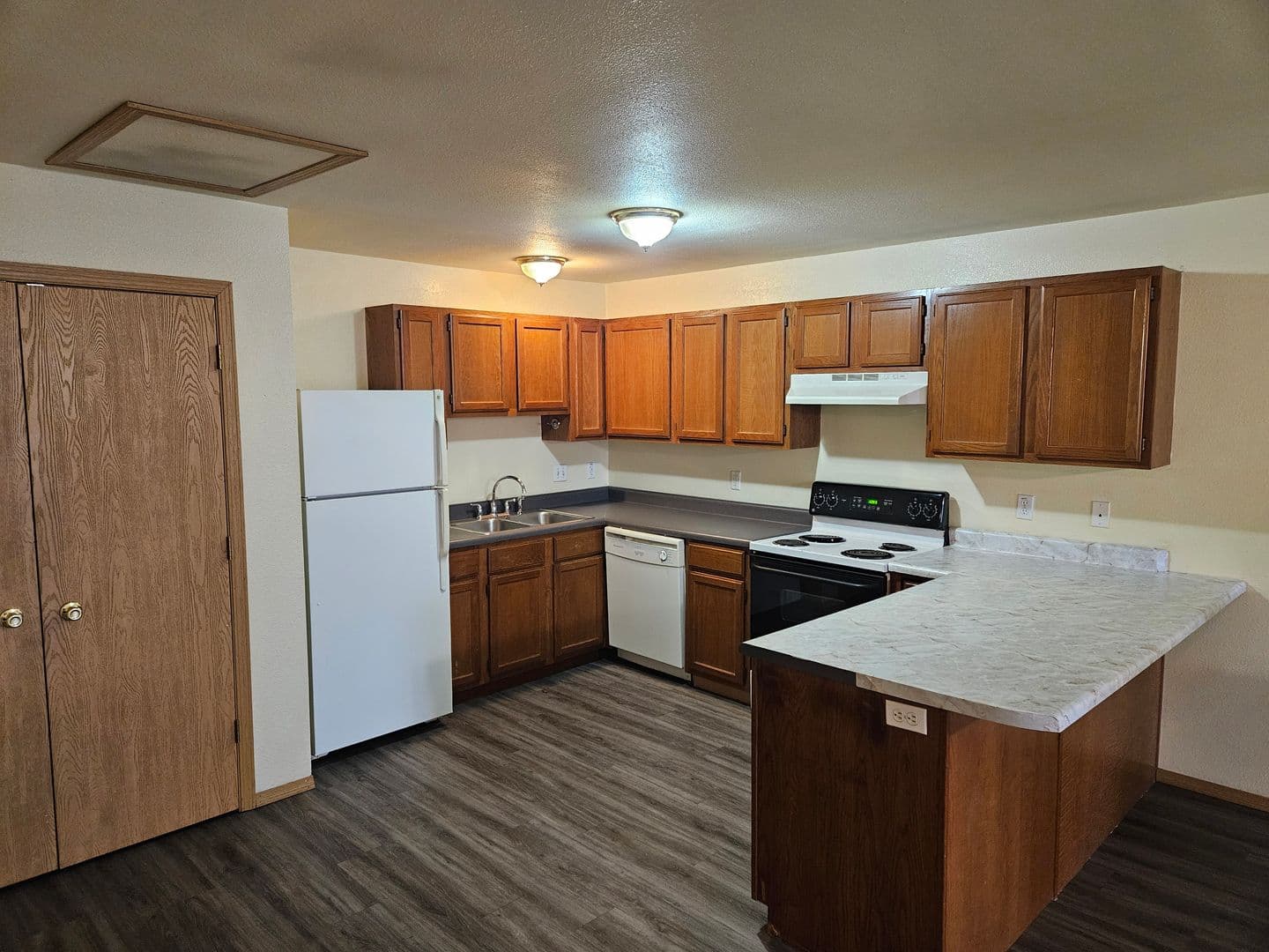 Centerton Apartment: Sadie Ln