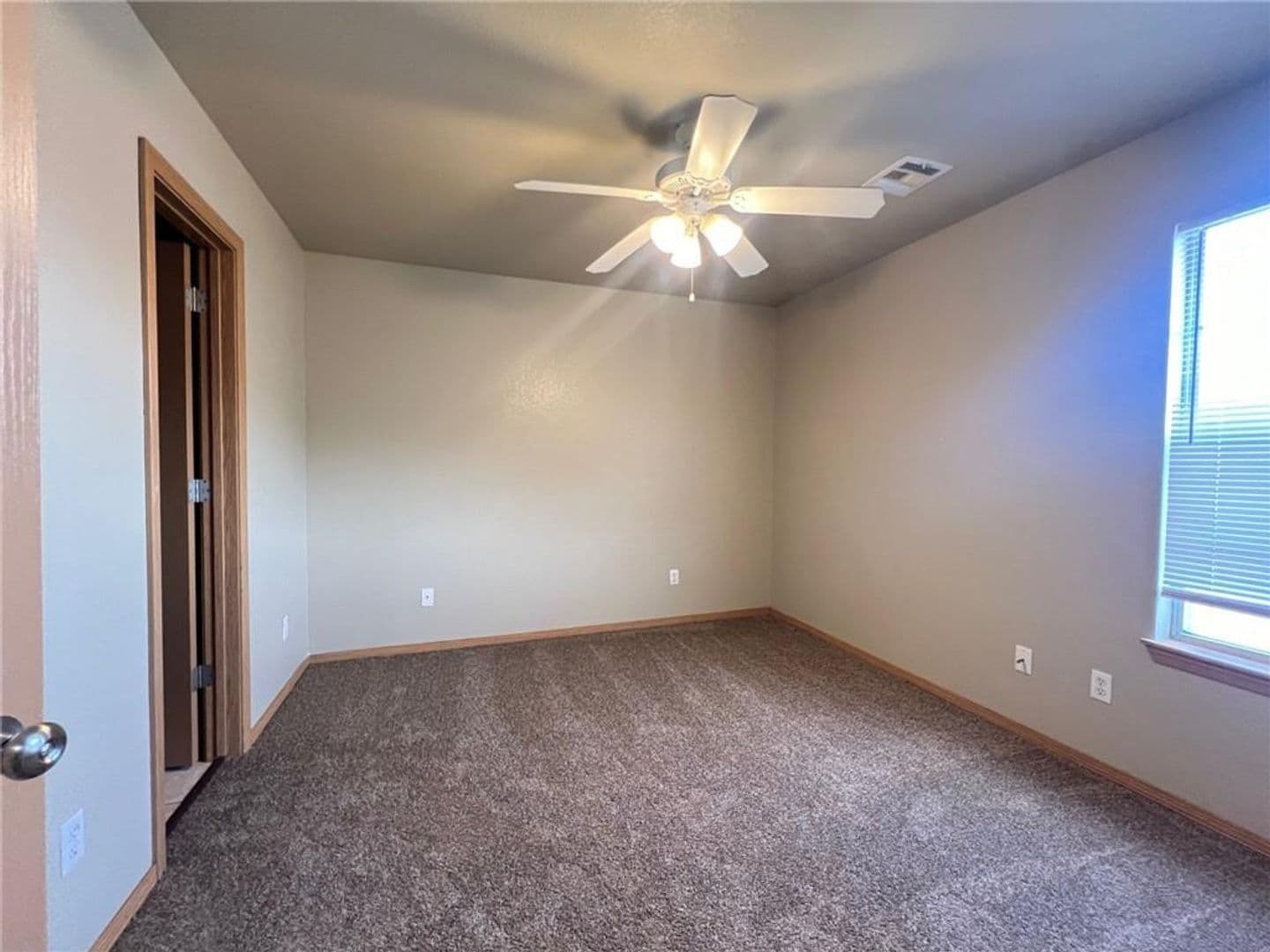 Springdale Apartment: 1186 Dove Loop