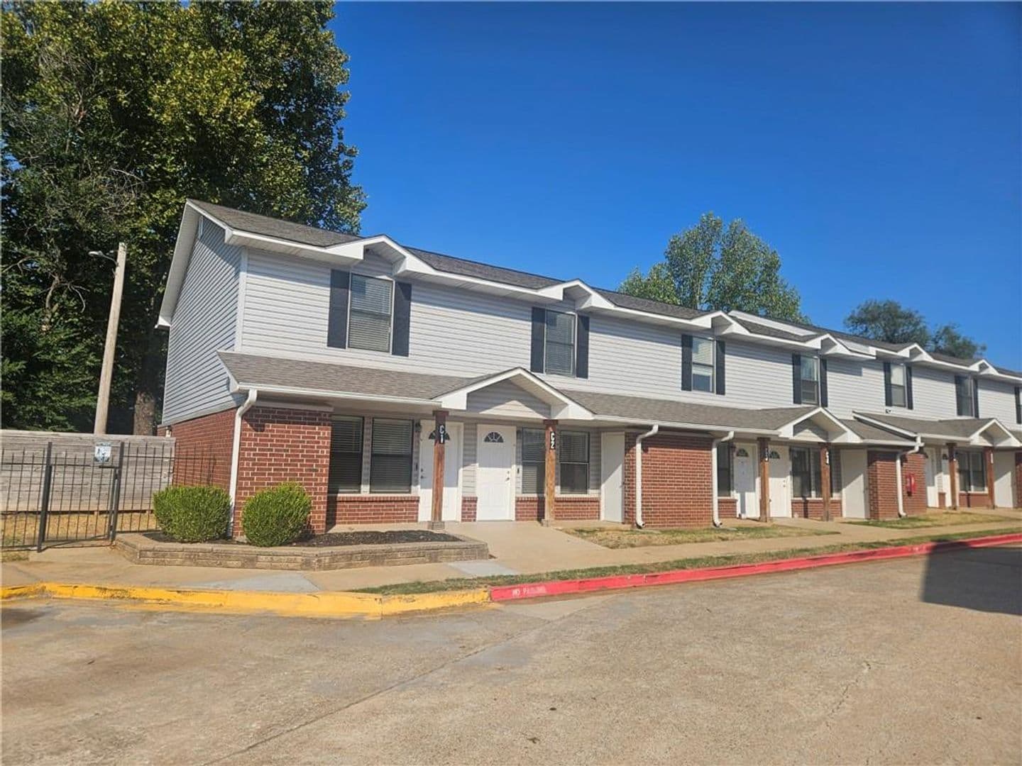 Bentonville Townhome: 1301 E Central Ave