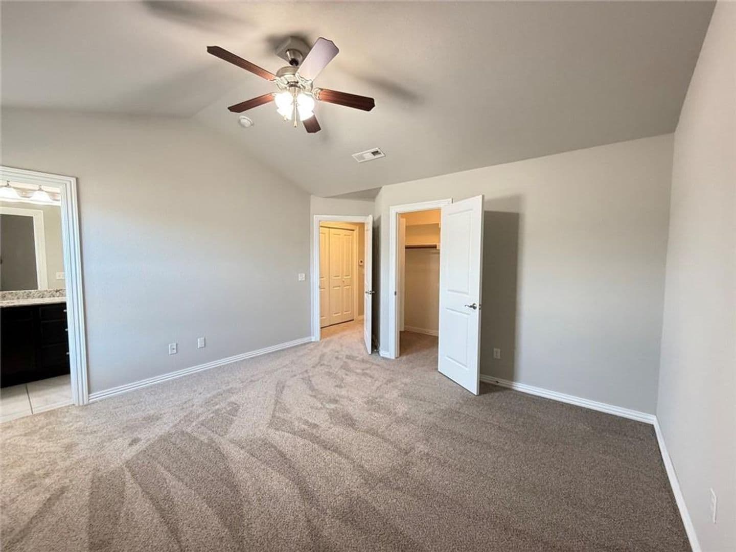 Rogers Apartment: 2725 - 2731 Kilimanjaro