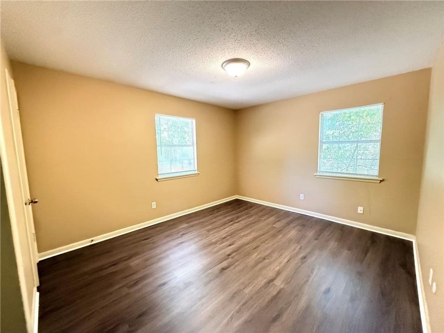 Springdale House: 2208 Sycamore