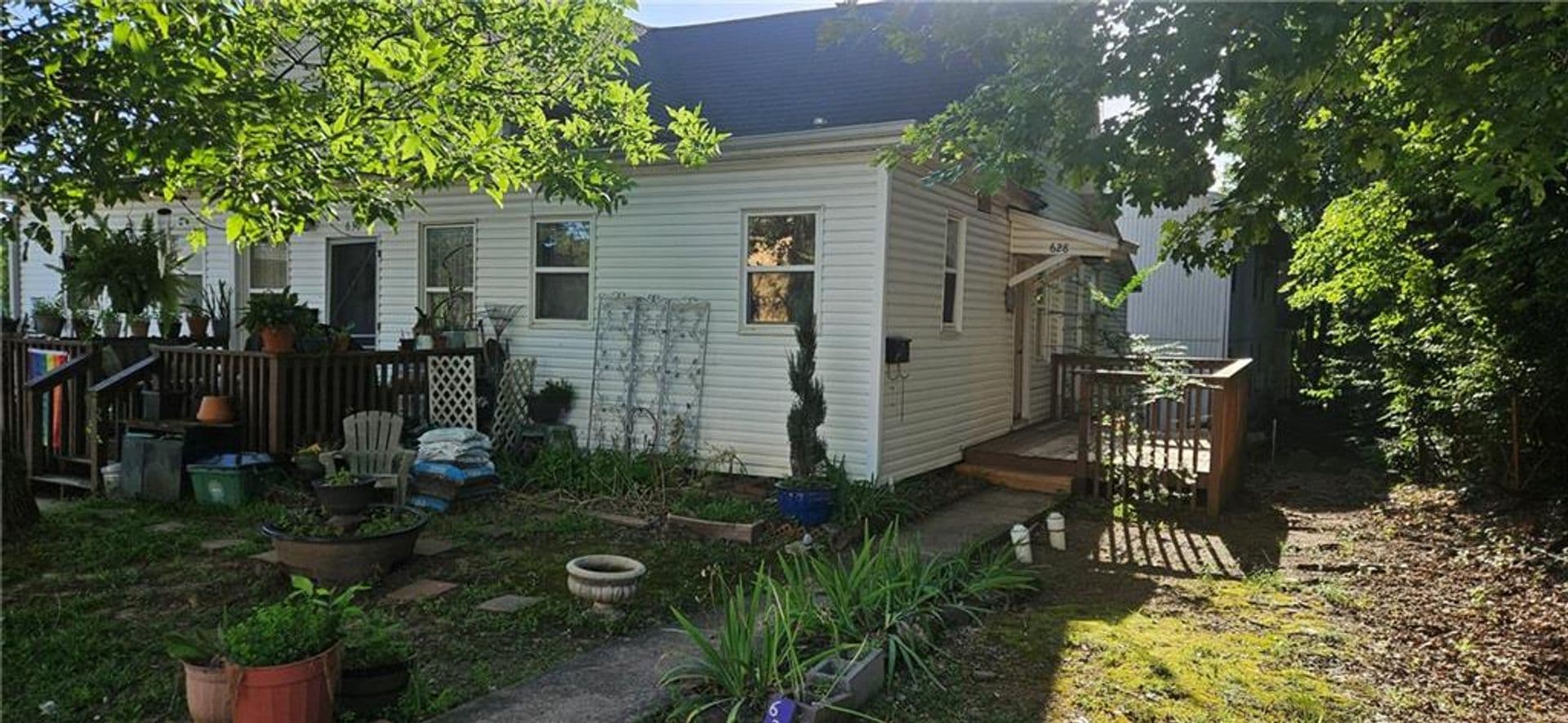 Fayetteville Apartment: 628 N Whitham