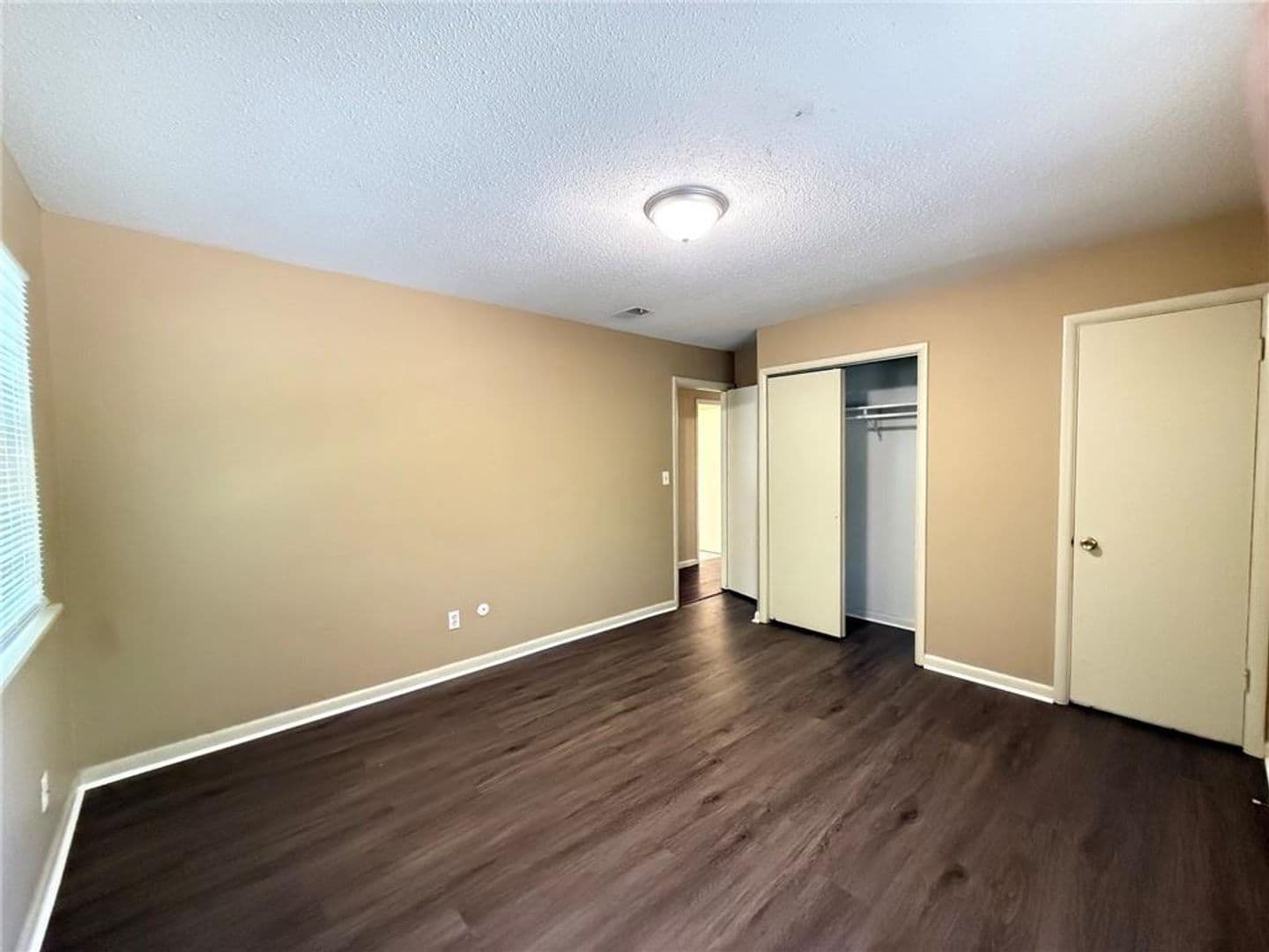 Springdale House: 2208 Sycamore
