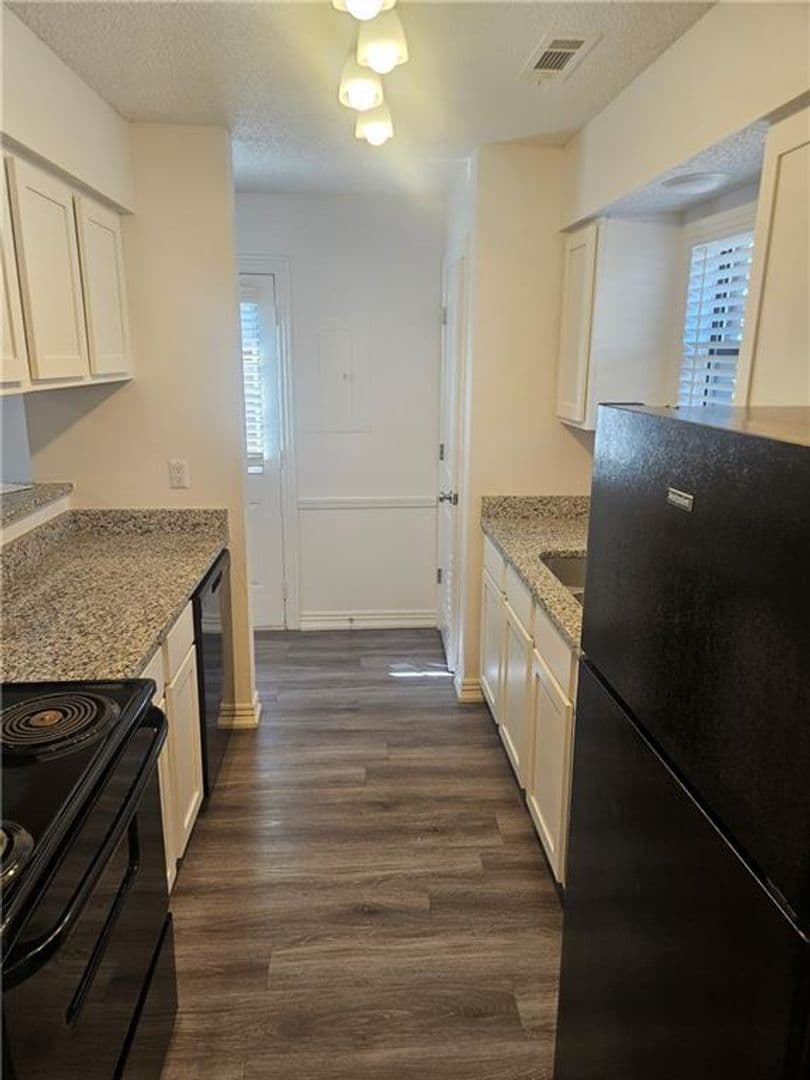 Bentonville Townhome: 1301 E Central Ave