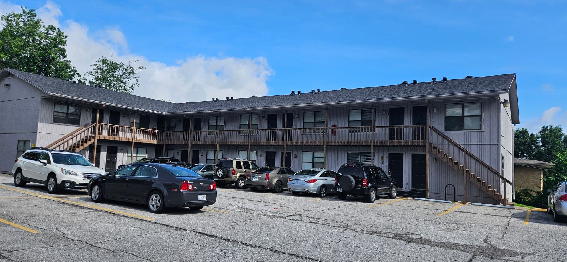 Fayetteville Apartment: 628 N Whitham