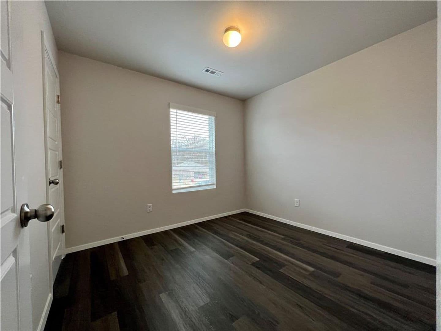 Farmington House: 3211 Gulley Ln