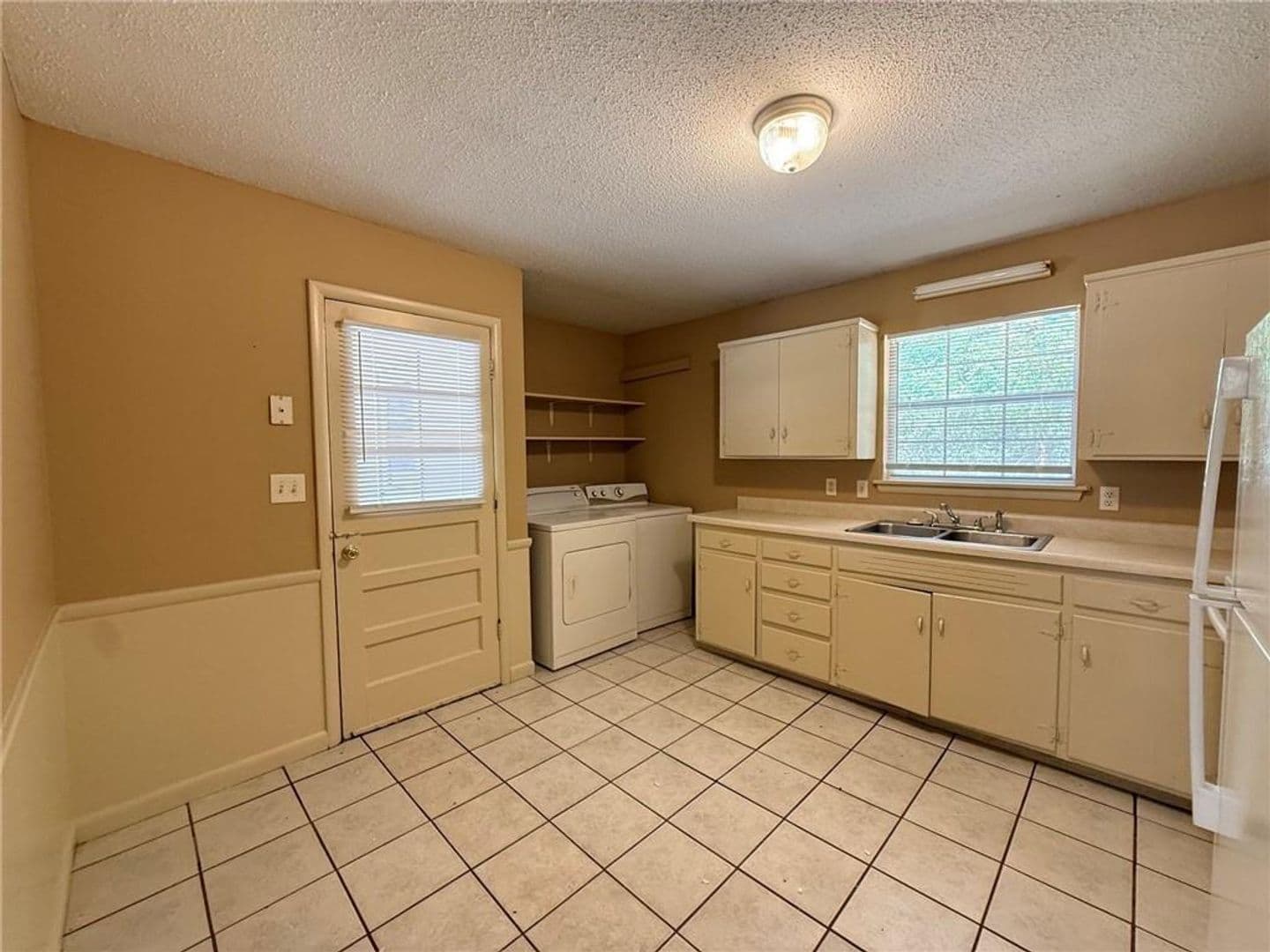 Springdale House: 2208 Sycamore