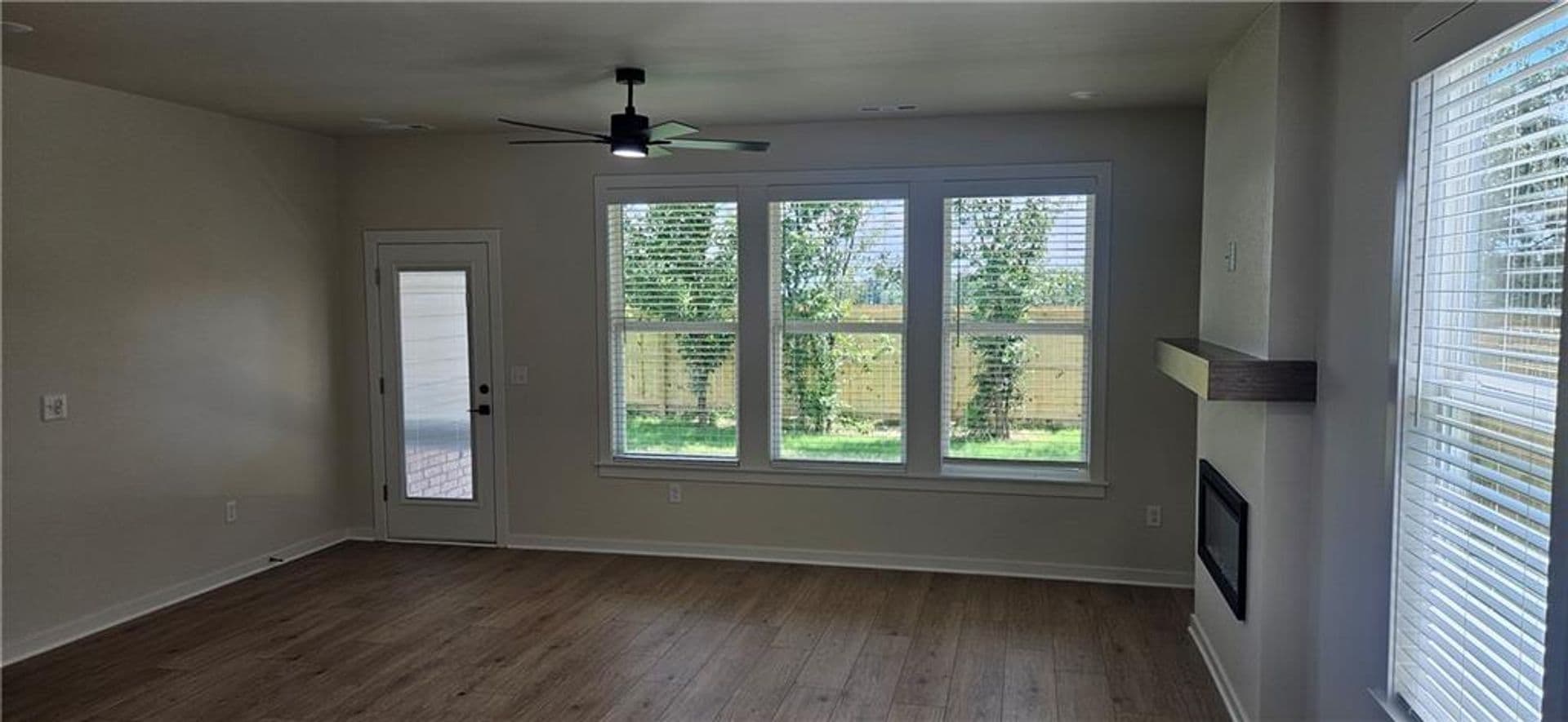 Bentonville House: 6005 Coywolf