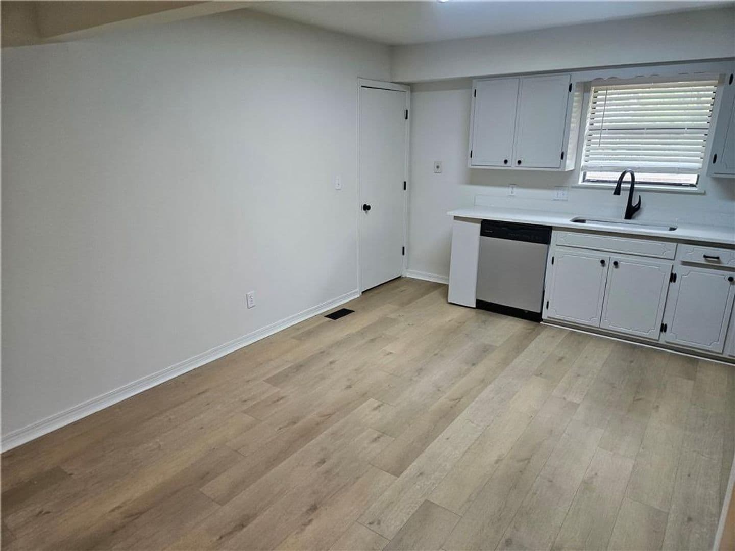 Fayetteville Apartment: PO Box 10502