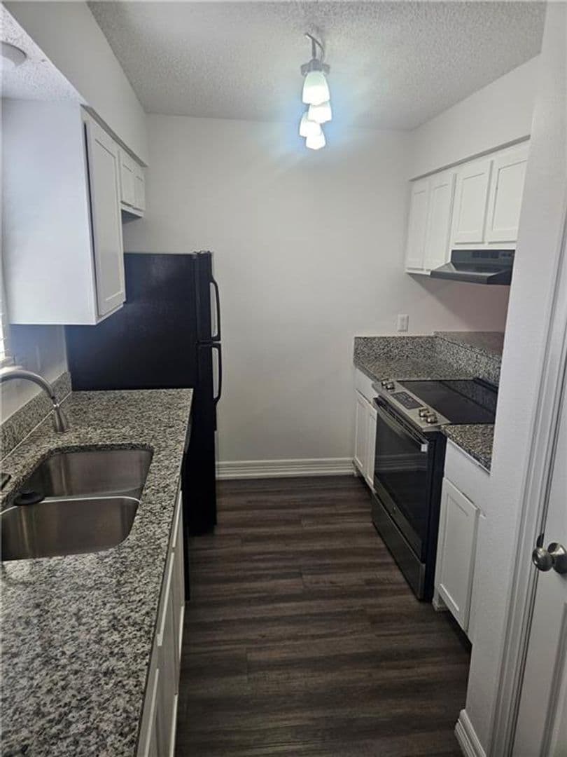 Bentonville Townhome: 1301 E Central Ave