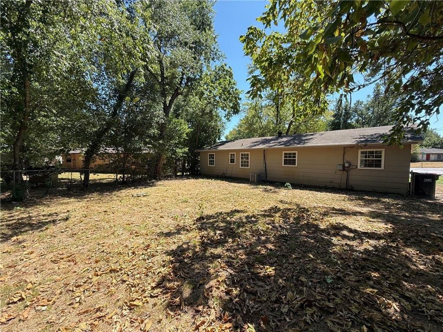 Springdale House: 2208 Sycamore