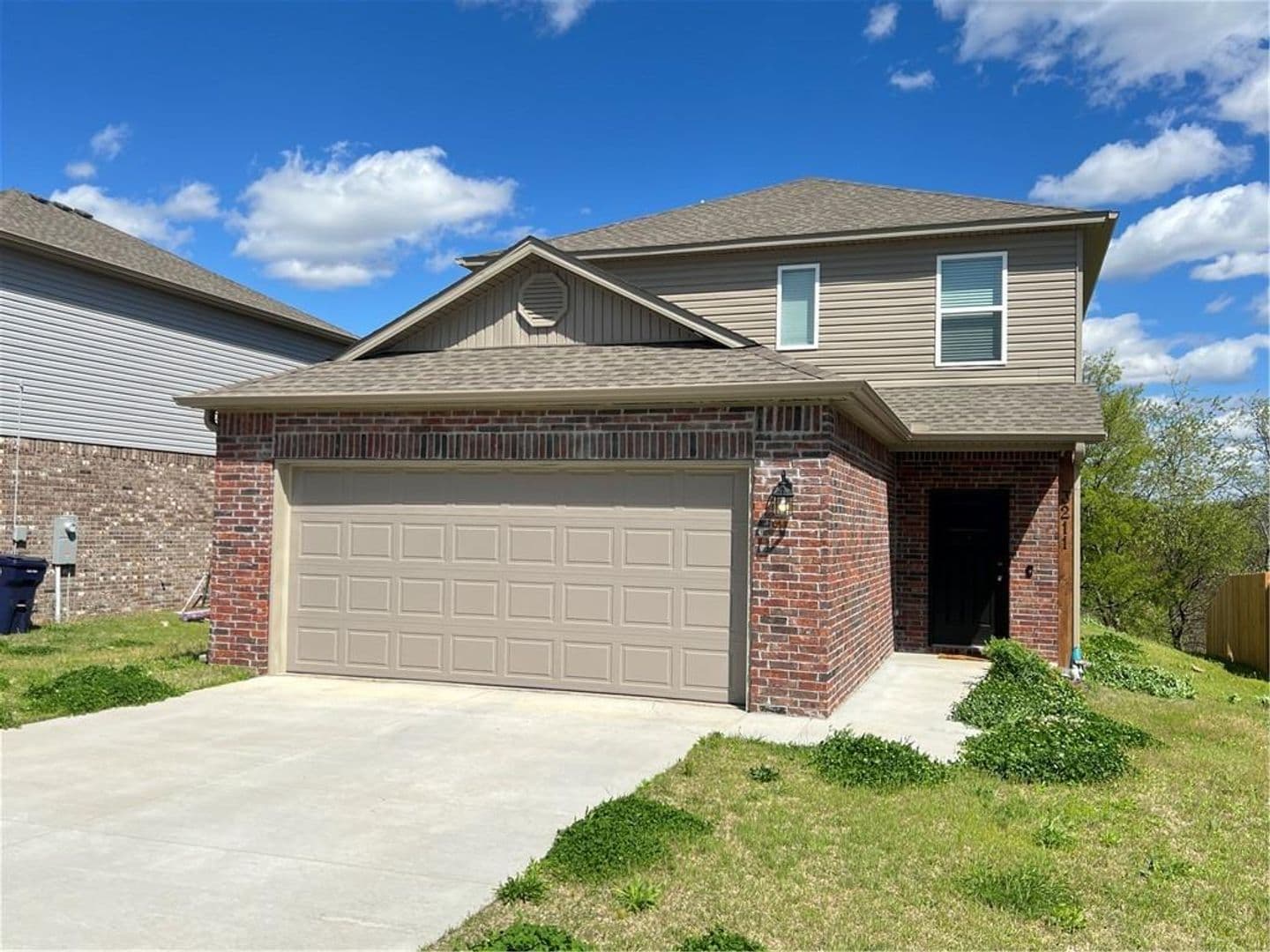 Farmington House: 3211 Gulley Ln