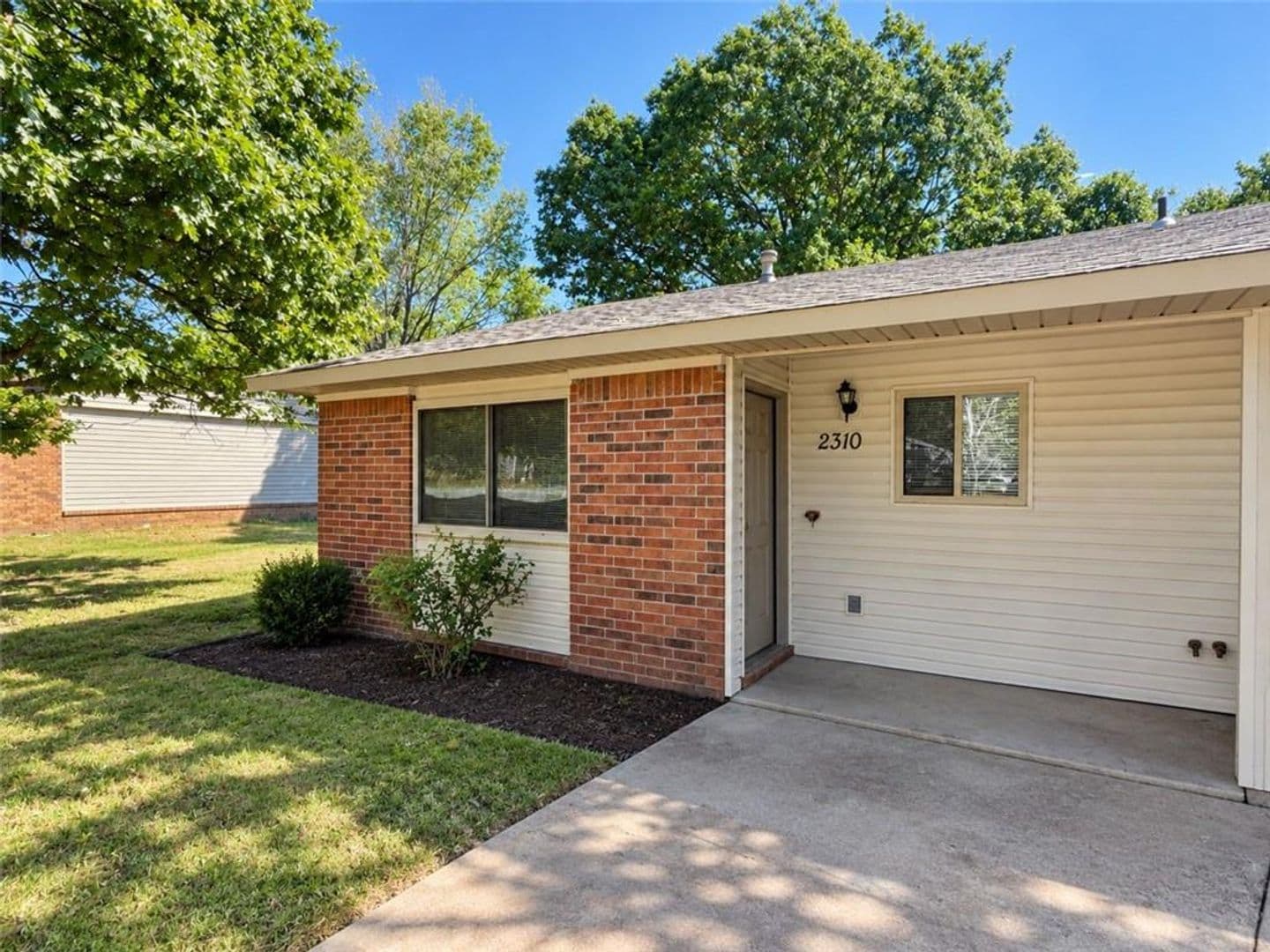 Fayetteville Apartment: 2308 - 2310 Raven