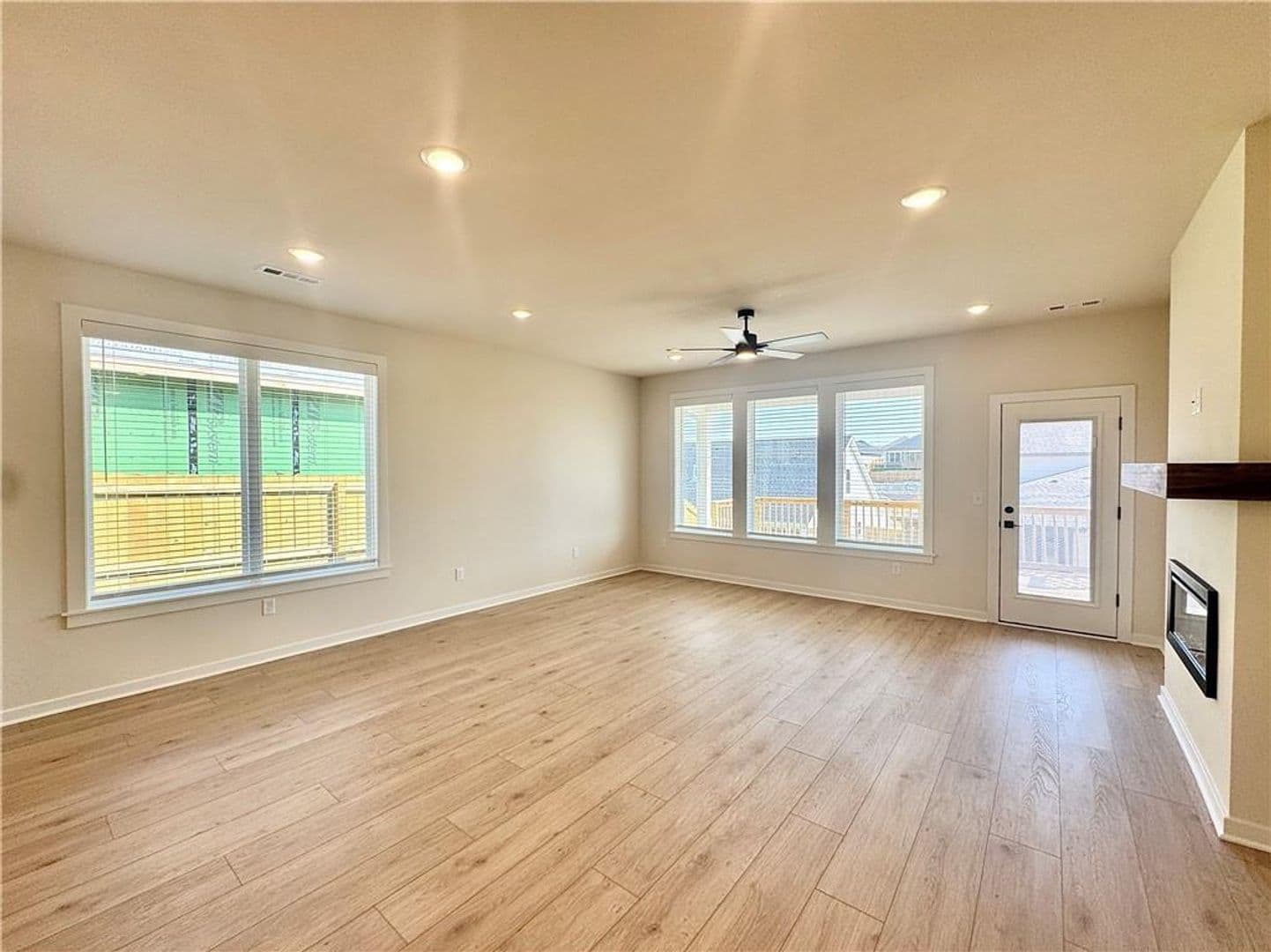 Bentonville House: 5909 SW Messenger Ave