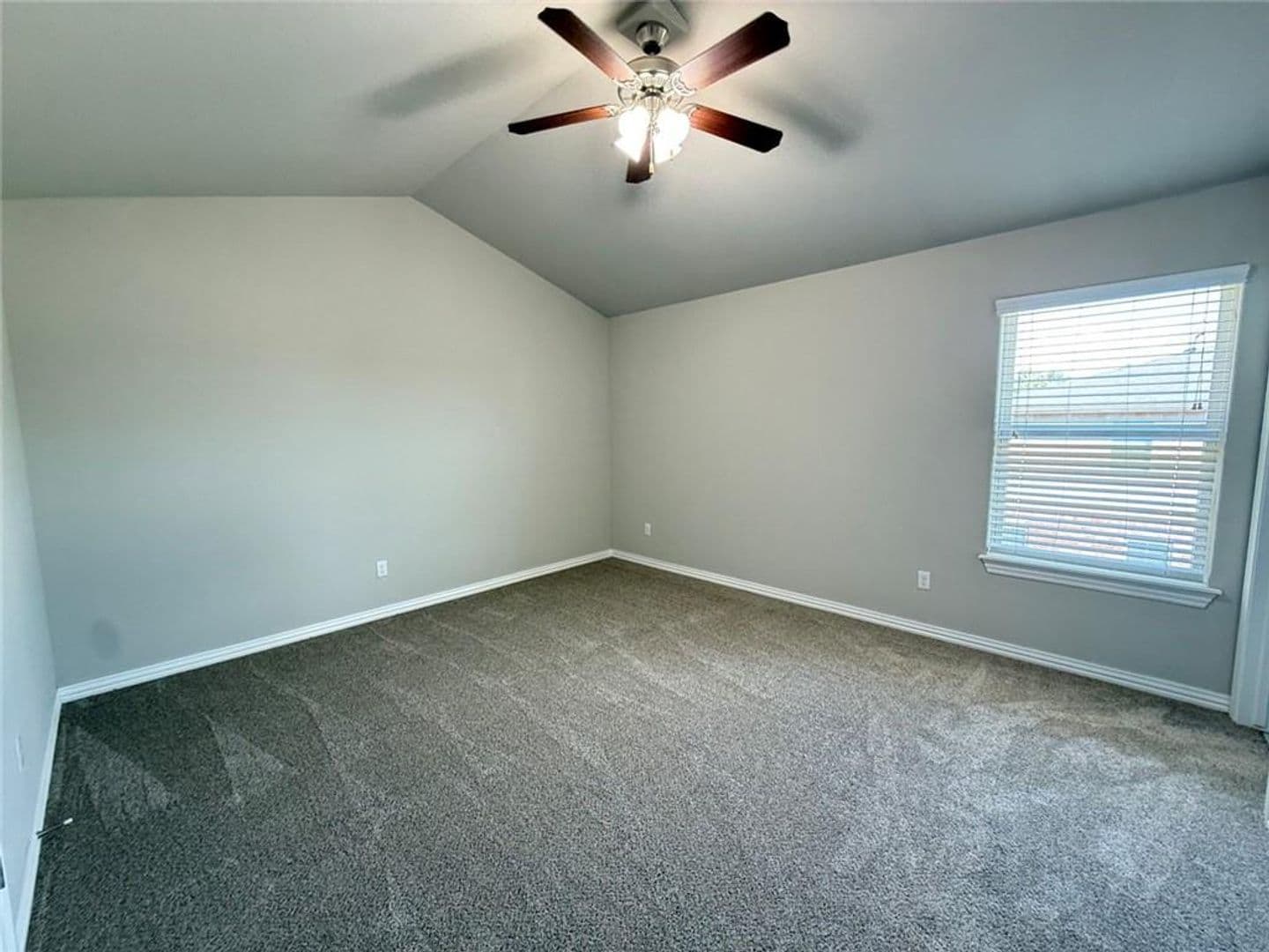 Rogers Apartment: 2725 - 2731 Kilimanjaro