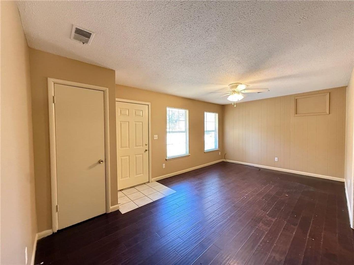 Springdale House: 2208 Sycamore