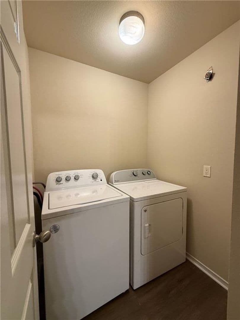 Fayetteville Apartment: Piedmont Pl
