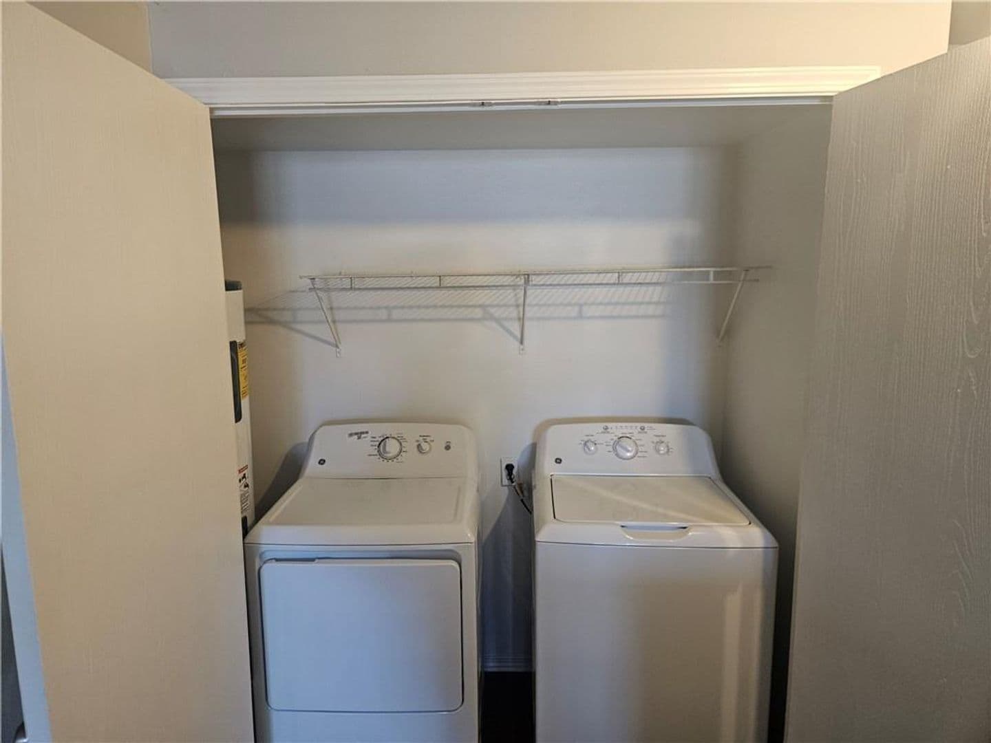 Rogers Apartment: 800 E Post Rd