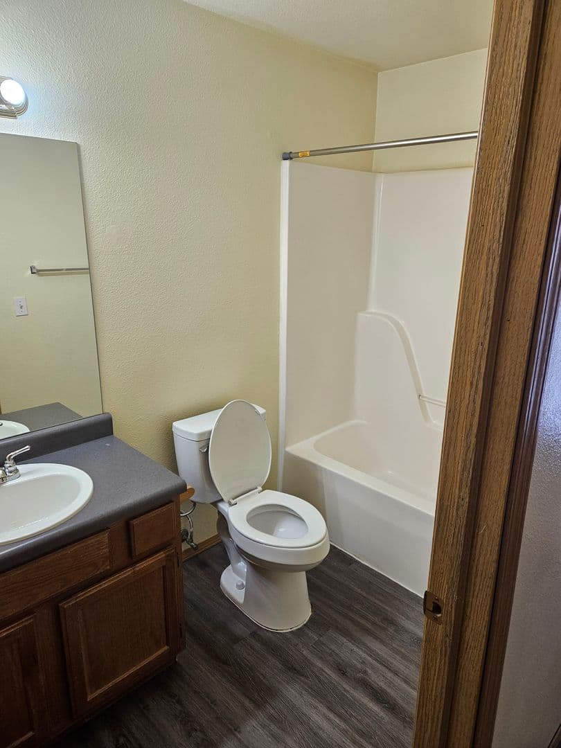Centerton Apartment: Sadie Ln