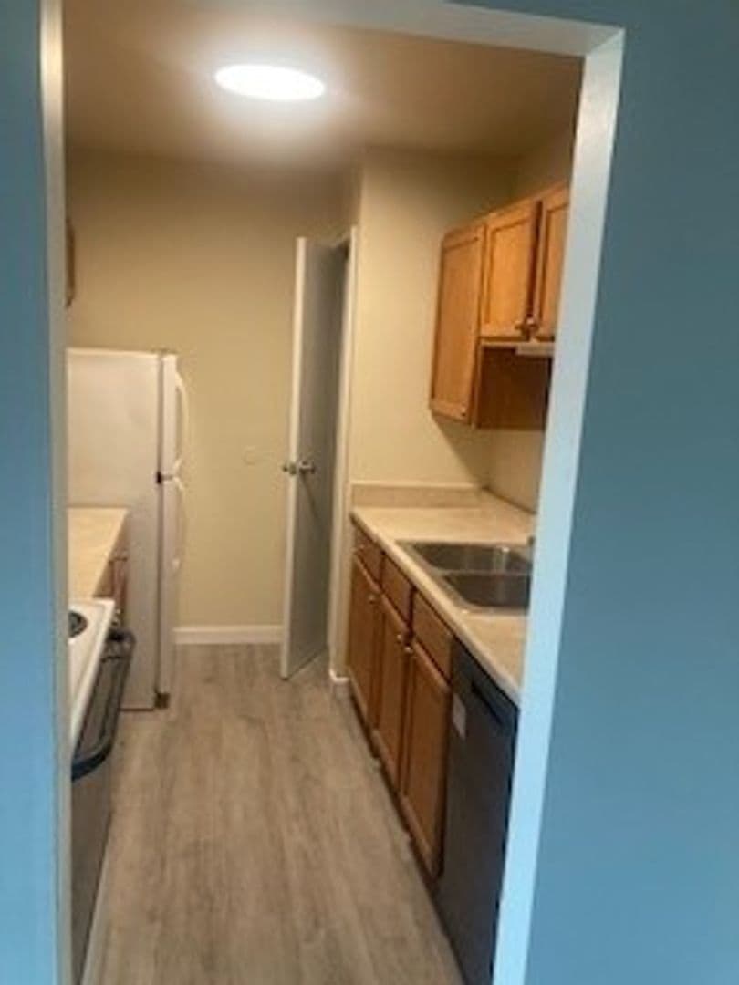 Cincinnati Apartment: 6708-6714 Harrison Ave