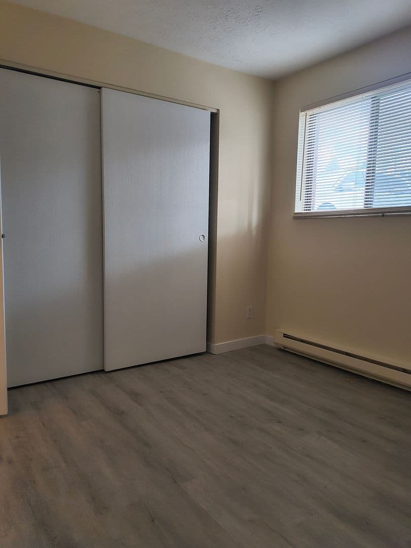 Cincinnati Apartment: 6708-6714 Harrison Ave