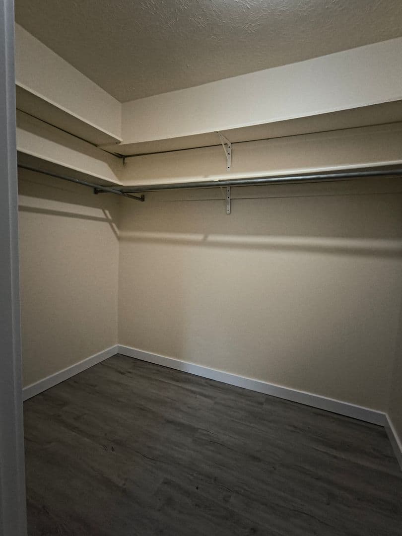 Cincinnati Apartment: 6708-6714 Harrison Ave