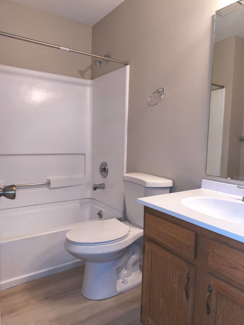 Cincinnati Apartment: 9311-9350 Marker Drive