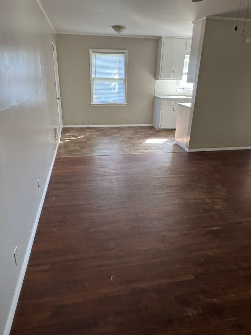 Bartlesville House: 1620 Oklahoma