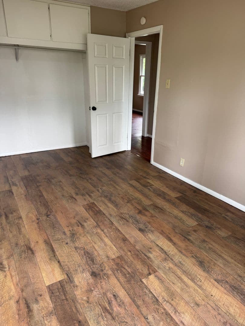 Bartlesville House: 132 N Comanche Ave