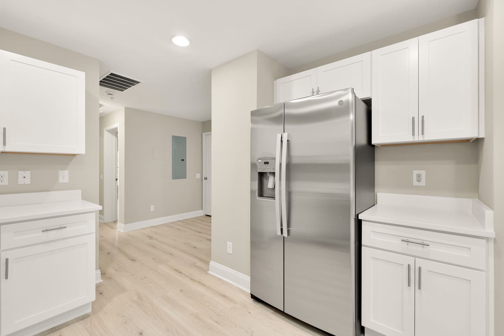 Washington Apartment: 1753 W St SE