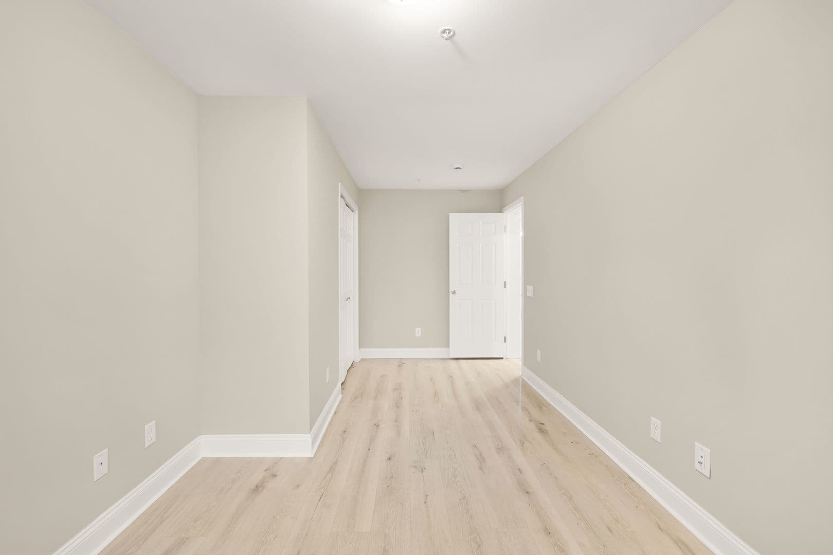 Washington Apartment: 1753 W St SE