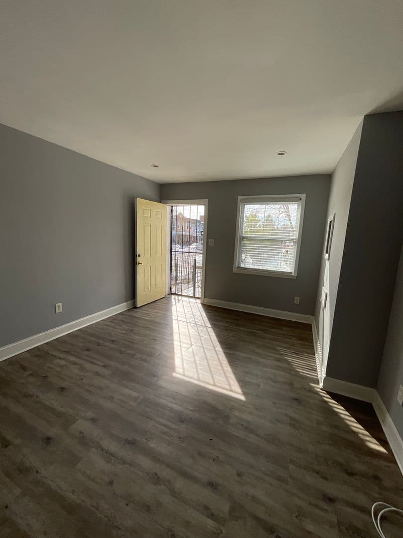 Washington Condo: 1766 Gales Street, NE